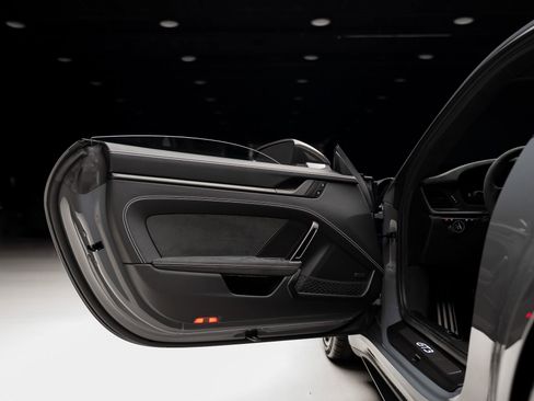 Used 2026 Porsche 911 GT3 RWD image 61