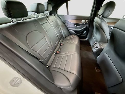 Used 2021 Mercedes-Benz C 300 4MATIC Sedan image 27