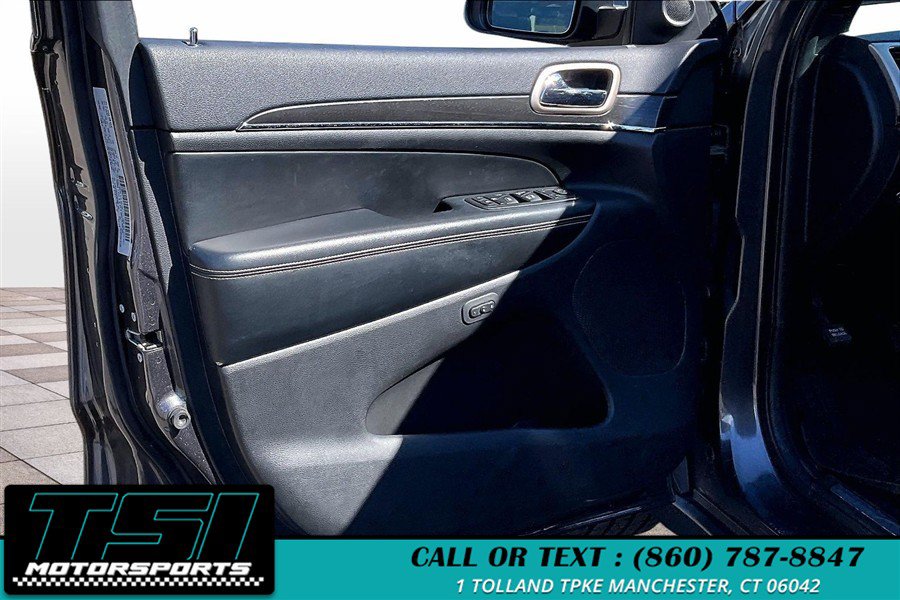 Used 2016 Jeep Grand Cherokee Limited AWD/4WD image 23