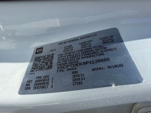 Used 2023 Chevrolet Colorado Z71 w/ Z71 Convenience Package 2 AWD/4WD image 13