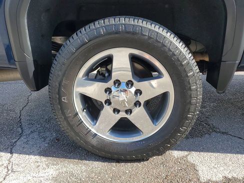 Used 2023 GMC Sierra 2500 SLT AWD/4WD image 5