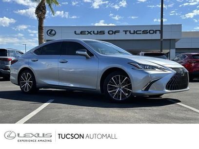 Certified 2025 Lexus ES 300h w/ Premium Package