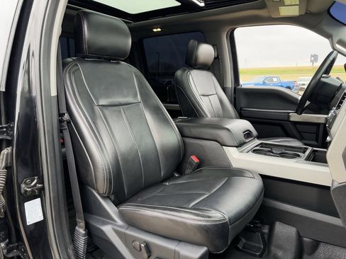 Used 2021 Ford F450 Lariat w/ Lariat Ultimate Package image 32