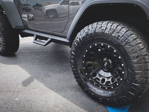 Used 2020 Jeep Wrangler Sport AWD/4WD image 21