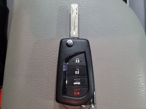 Used 2023 Toyota Camry LE FWD image 32