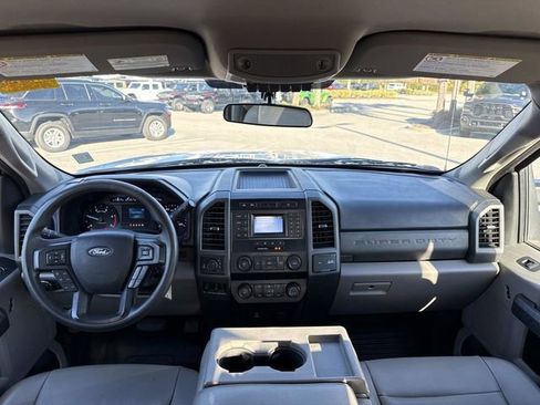 Used 2021 Ford F250 XL w/ Power Equipment Group image 12