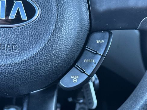 Used 2014 Kia Soul image 25