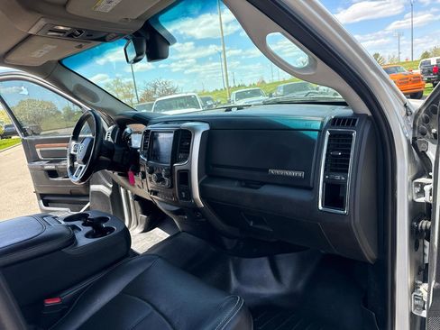 Used 2018 RAM 2500 Laramie AWD/4WD image 32