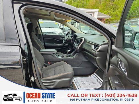 Used 2017 GMC Acadia SLE w/ Driver Alert Package I AWD/4WD image 13