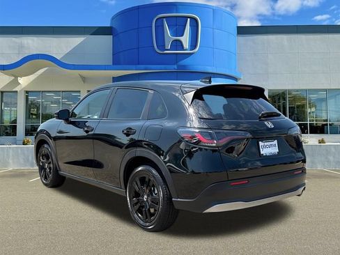 Used 2026 Honda HR-V Sport image 4