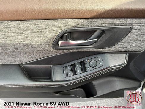 Used 2021 Nissan Rogue SV AWD/4WD image 9
