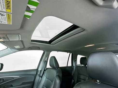 Used 2021 Honda Pilot Special Edition image 22