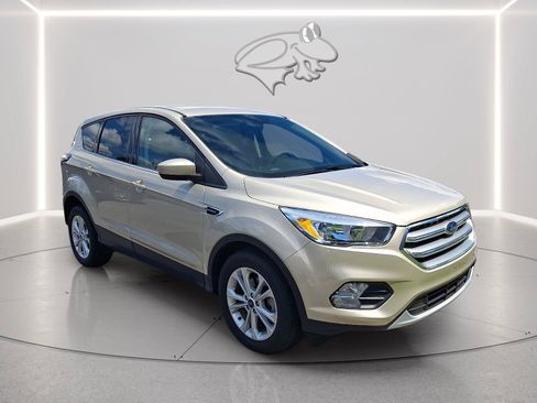Used 2017 Ford Escape SE FWD image 10