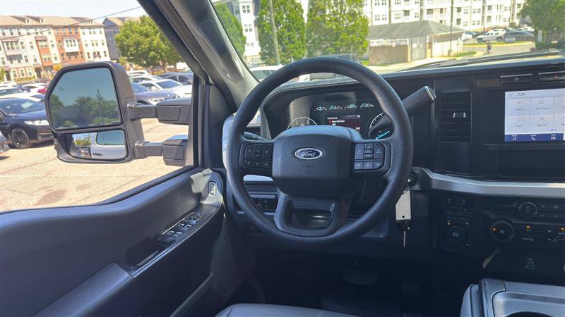 Used 2024 Ford F350 XL AWD/4WD image 26