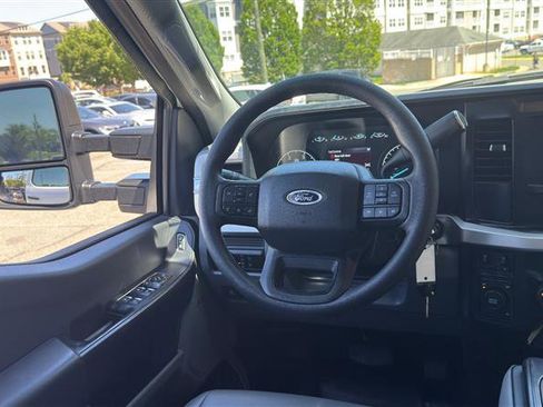 Used 2024 Ford F350 XL AWD/4WD image 26