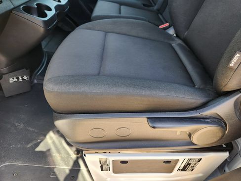 Used 2025 Mercedes-Benz Sprinter 4500 image 21