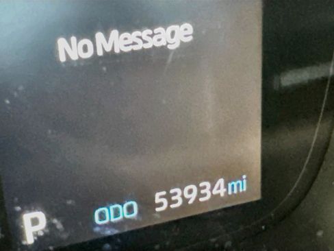 Used 2021 Toyota Corolla LE w/ Carpet Mat Package (TMS) FWD image 8
