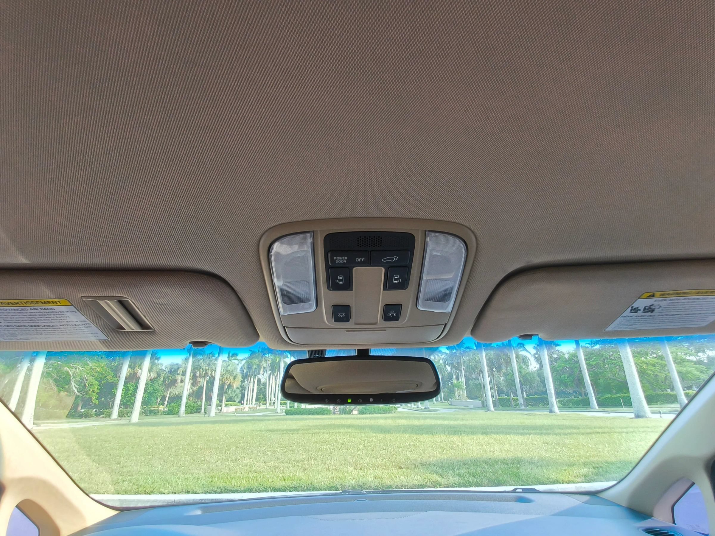 Used 2018 Kia Sedona SX FWD image 29