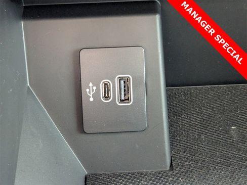 New 2025 Ford F150 Lariat w/ Equipment Group 501A Mid image 18