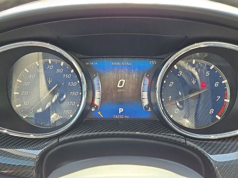 Used 2017 Maserati Quattroporte S GranSport RWD image 27