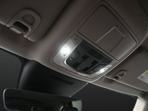 Used 2025 Acura MDX SH-AWD w/ Advance Package image 7
