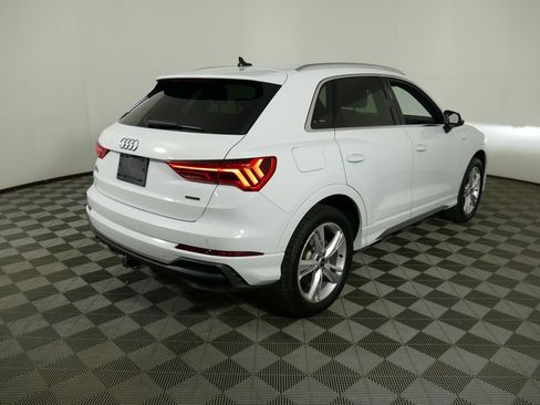 Used 2023 Audi Q3 2.0T Premium Plus w/ Premium Plus Package AWD/4WD image 3