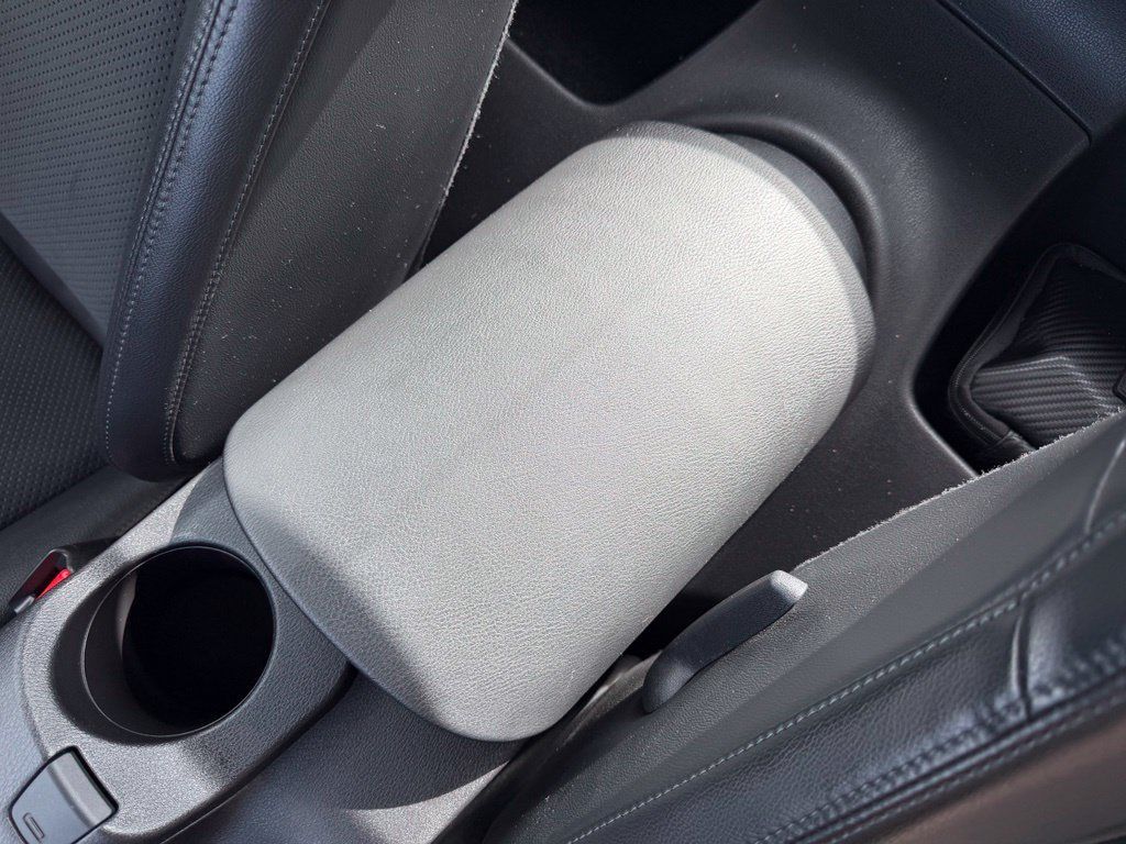 Used 2024 Nissan Z Performance w/ Floor Mat Package RWD image 27