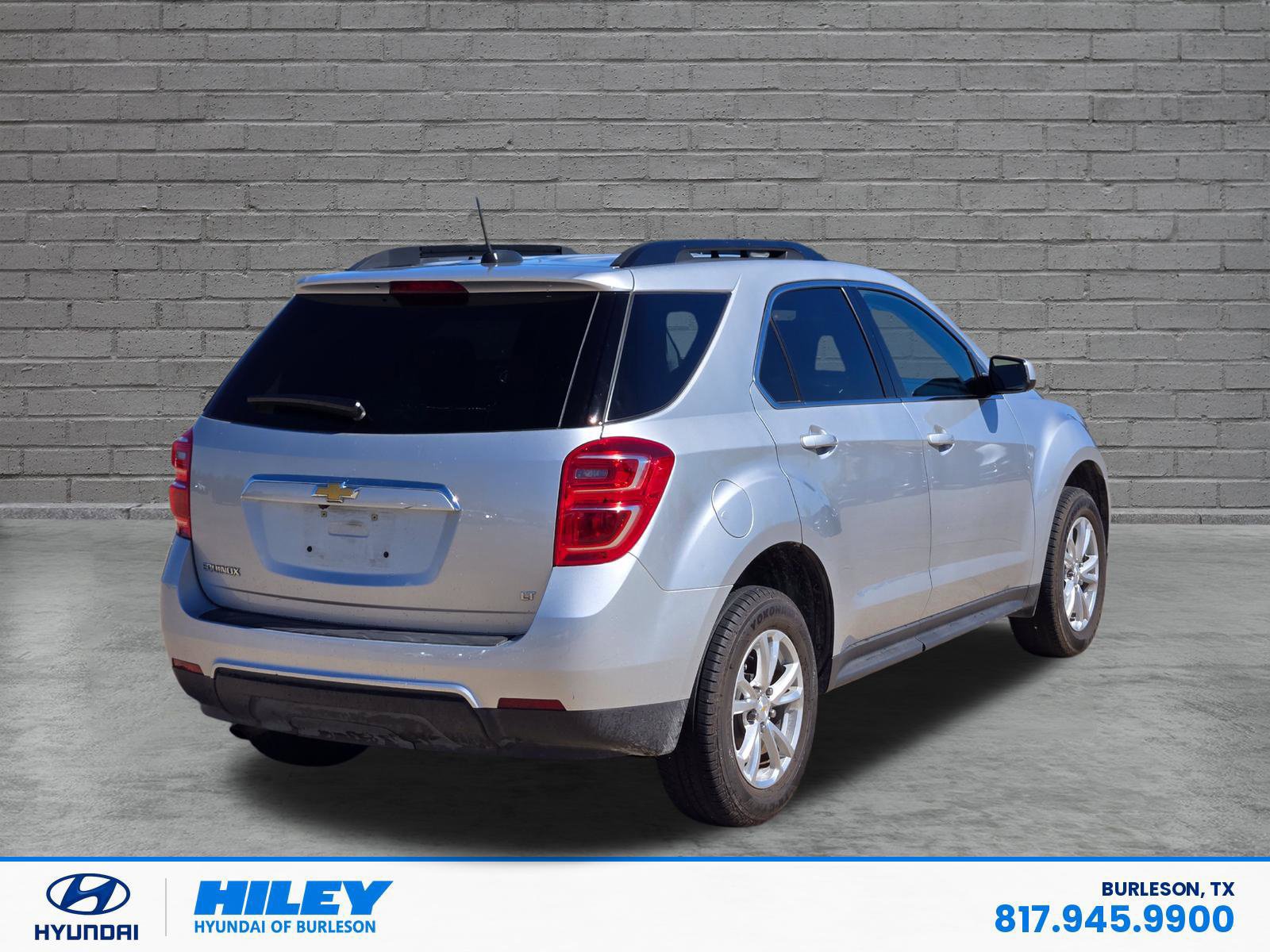 Used 2017 Chevrolet Equinox LT w/ Convenience Package FWD image 4