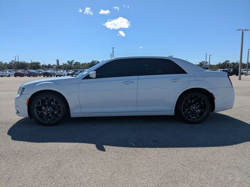 Used 2020 Chrysler 300 S image 36