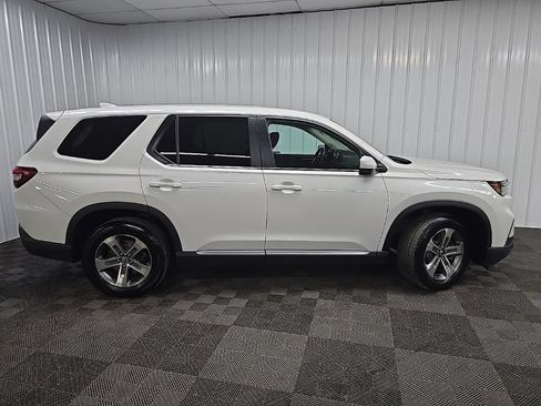 Used 2023 Honda Pilot EX-L image 2