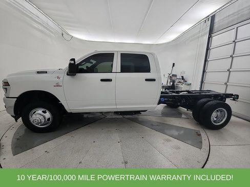 New 2026 RAM 3500 Tradesman w/ Chrome Appearance Group A AWD/4WD image 5