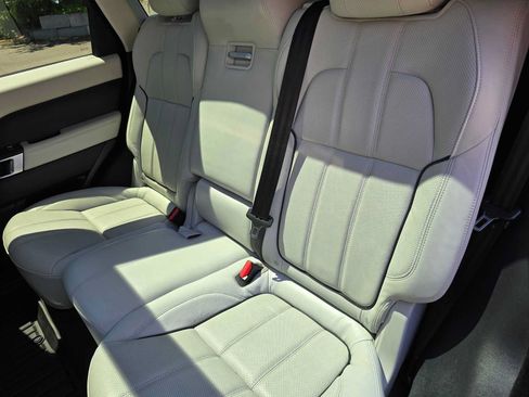 Used 2016 Land Rover Range Rover Sport HSE AWD/4WD image 17
