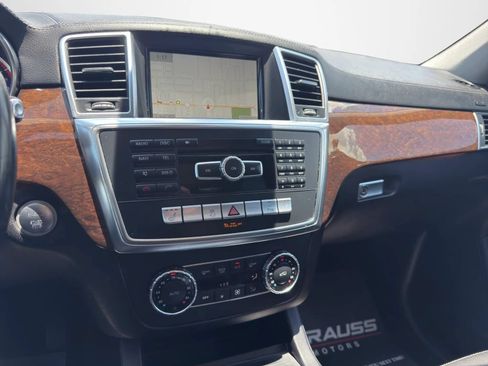 Used 2014 Mercedes-Benz GL 450 4MATIC w/ Lighting Package image 16