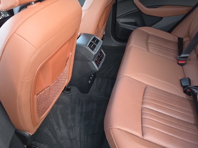 Used 2024 Audi Q8 e-tron Premium Plus AWD/4WD image 18
