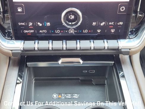 New 2026 GMC Yukon XL Denali Ultimate AWD/4WD image 15
