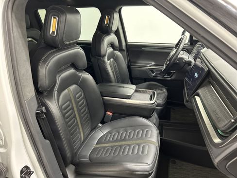 Used 2023 Rivian R1S Adventure image 24
