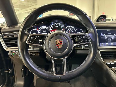 Used 2017 Porsche Panamera 4 AWD/4WD image 15