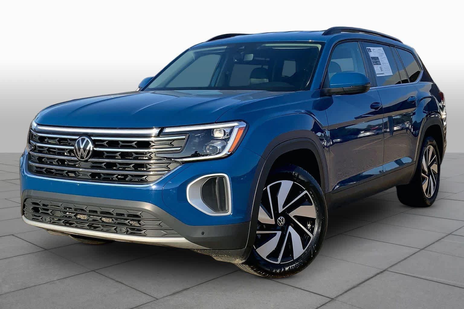 Used 2026 Volkswagen Atlas SE FWD image 1