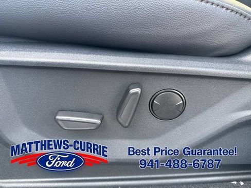 New 2026 Ford F250 Lariat w/ Black Appearance Package AWD/4WD image 10