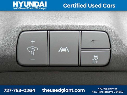 Used 2023 Hyundai Elantra SEL w/ Convenience Package image 25