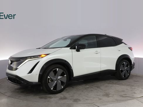 Used 2023 Nissan Ariya AWD/4WD image 18