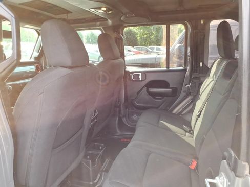 Used 2021 Jeep Wrangler Unlimited Sport AWD/4WD image 12
