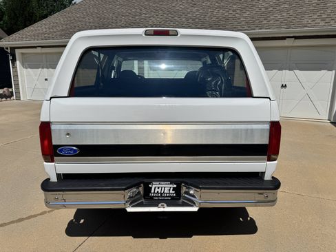 Used 1993 Ford Bronco XLT AWD/4WD image 5