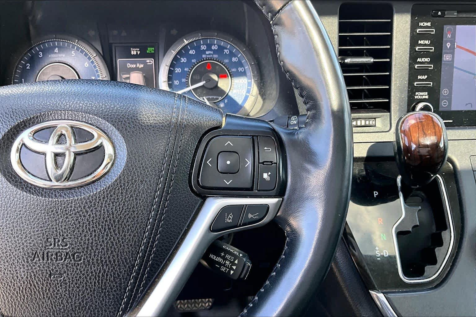 Used 2019 Toyota Sienna Limited Premium AWD/4WD image 18