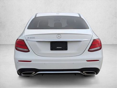 Used 2018 Mercedes-Benz E 300 image 6