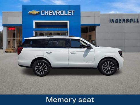 Used 2025 Ford Expedition Platinum AWD/4WD image 8