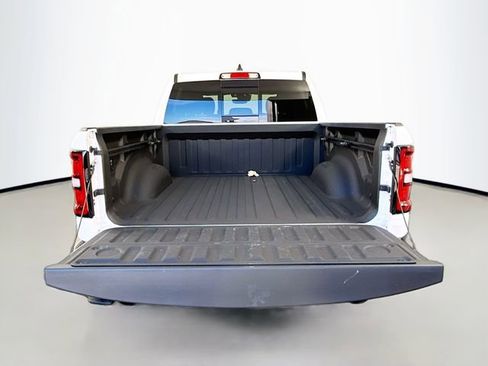Used 2025 RAM 1500 Big Horn image 25