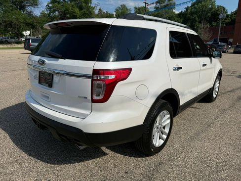 Used 2014 Ford Explorer XLT AWD/4WD image 7