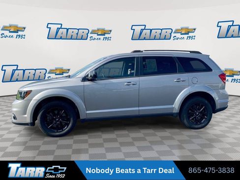 Used 2019 Dodge Journey SE FWD image 5