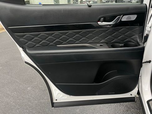 Used 2021 Hyundai Palisade Calligraphy image 39